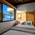 Evlogia Seafront And Anex By Greek Pride