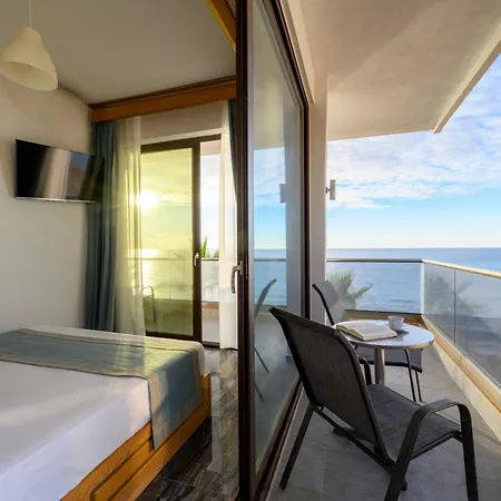 Evlogia Seafront And Anex By Greek Pride 4*