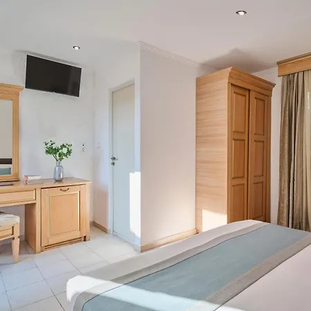 Hotel Evlogia Seafront And Anex By Greek Pride