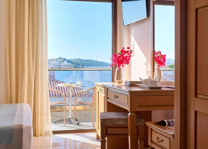 Evlogia Seafront And Anex By Greek Pride Φούρκα