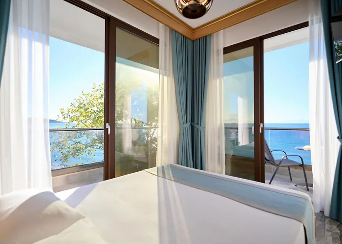 Ξενοδοχείο Evlogia Seafront And Anex By Greek Pride