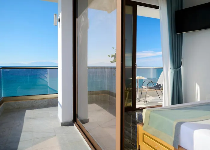 Ξενοδοχείο Evlogia Seafront And Anex By Greek Pride