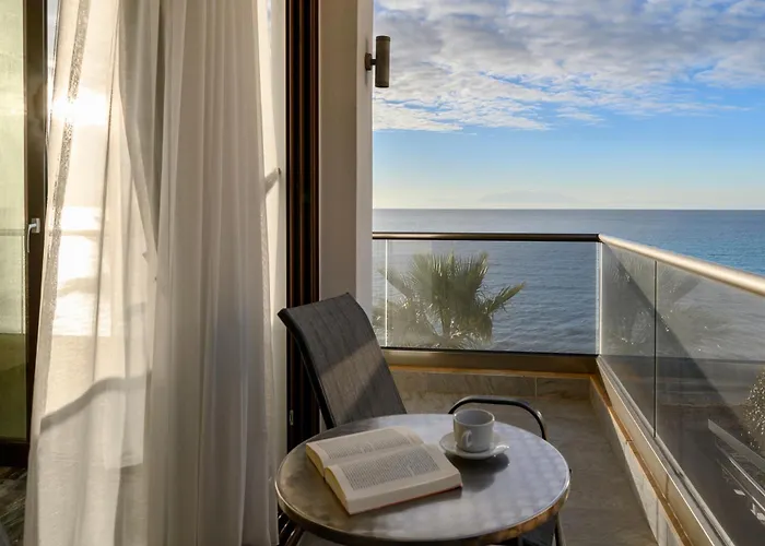 Evlogia Seafront And Anex By Greek Pride Ξενοδοχείο