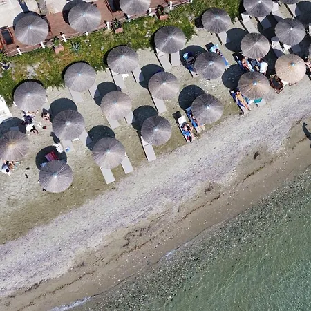 Evlogia Seafront And Anex By Greek Pride Φούρκα