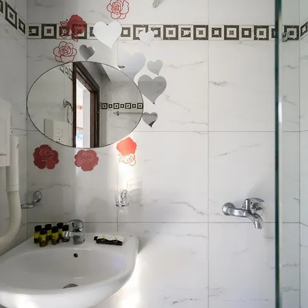 Hotel Evlogia Seafront And Anex By Greek Pride Fourka