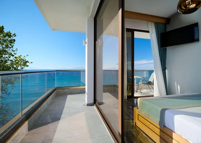 Evlogia Seafront And Anex By Greek Pride Hotel 4*