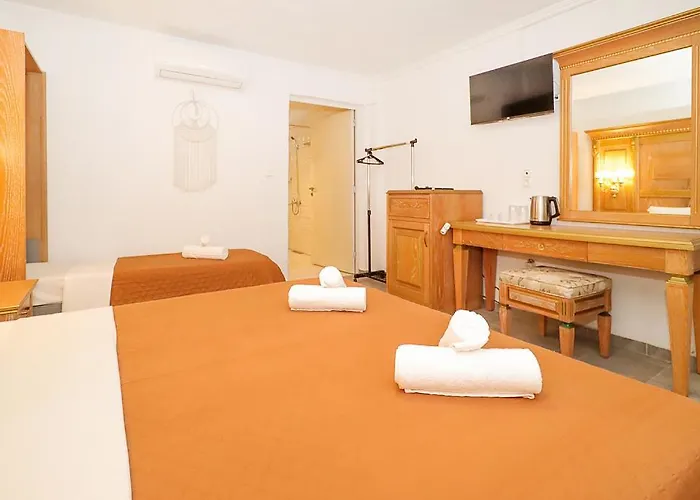 Evlogia Seafront And Anex By Greek Pride